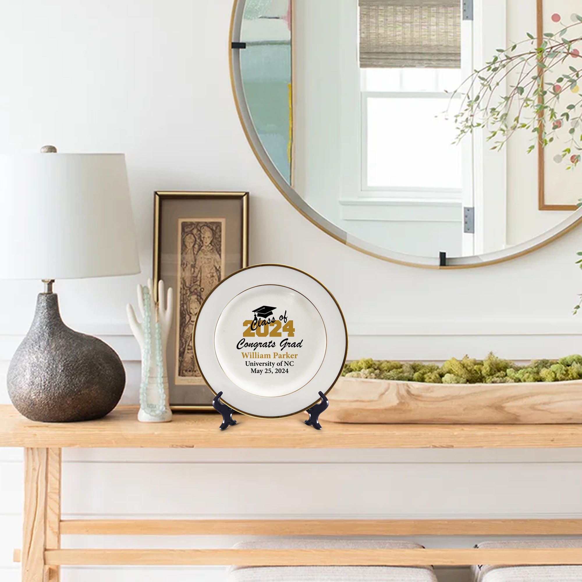 Class of 2026 Graduation Plate | Personalized White & Gold Tableware Keepsake – Custom Grad Gift