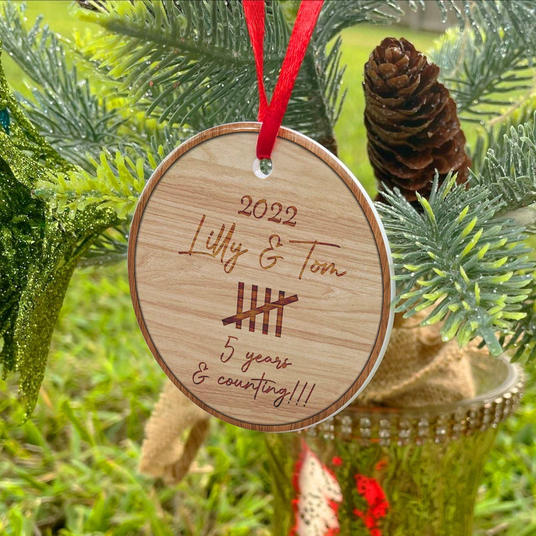 Adorno de cerámica para parejas, Adornos navideños para parejas, Aniversario de madera, Regalos de aniversario, Cualquier año de aniversario