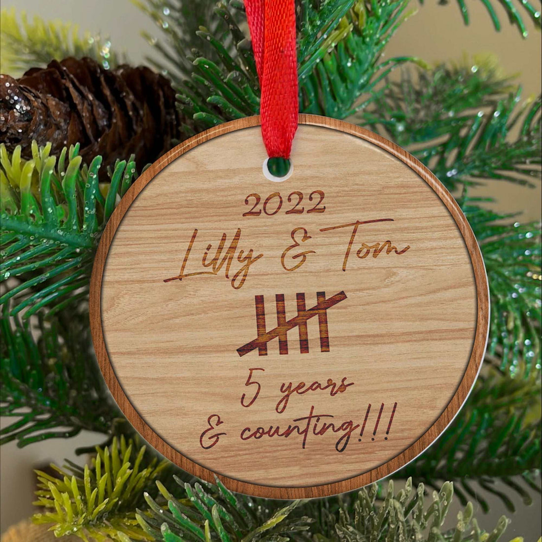 Adorno de cerámica para parejas, Adornos navideños para parejas, Aniversario de madera, Regalos de aniversario, Cualquier año de aniversario