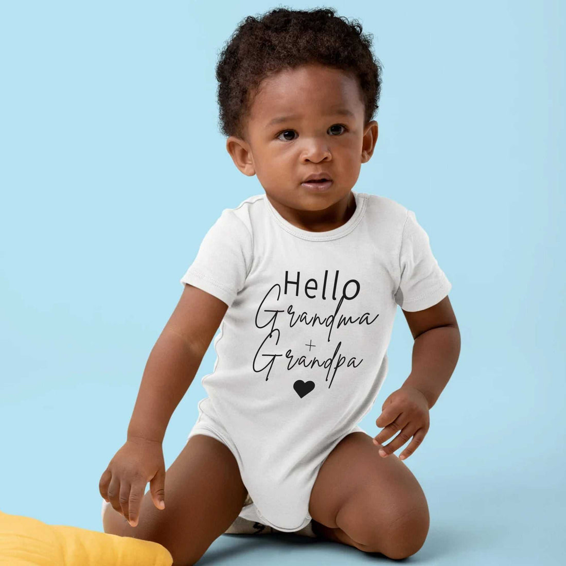 Hola Abuela y Abuelo Body de Bebé Personalizado® - Body de Bebé para Anuncio de Embarazo, Body de Bebé con Nombre, Camiseta Personalizada para Niña