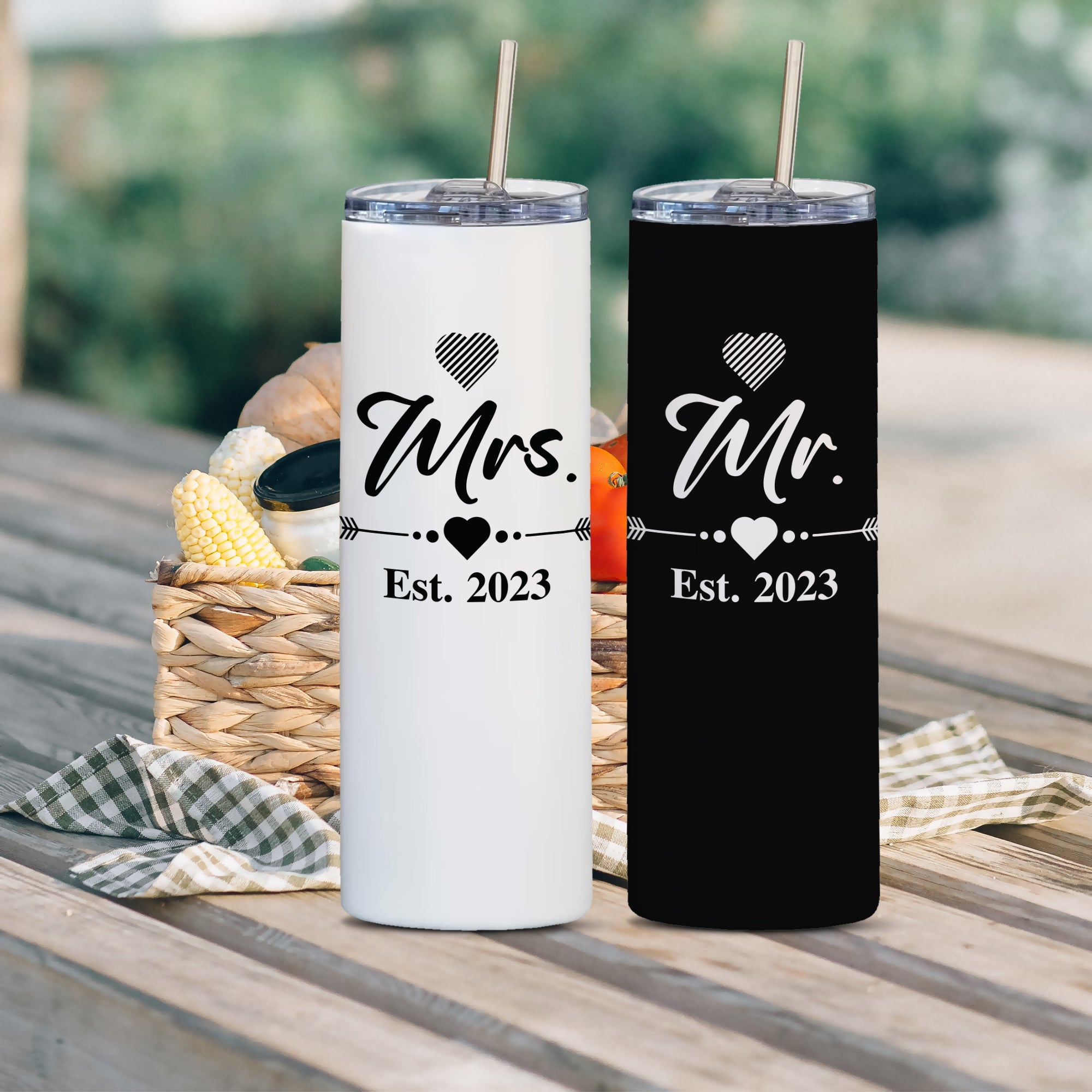 Mr. & Mrs. 2023 Tumbler Set | Wedding & Engagement Gift for Couples – Bride & Groom 20oz Travel Tumblers