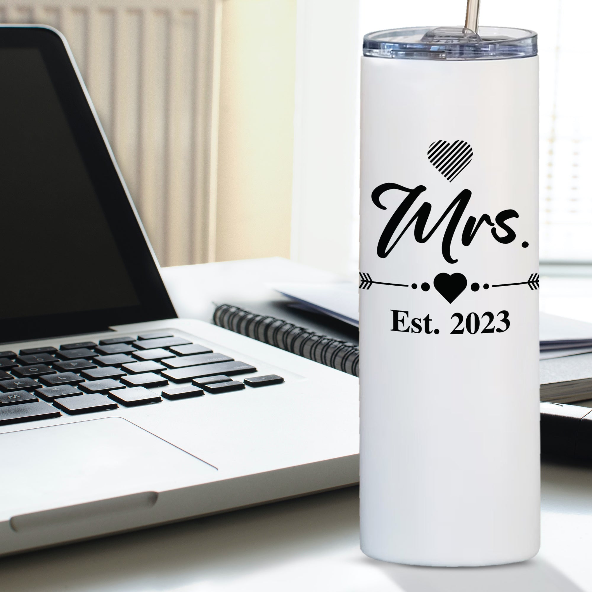 Mr. & Mrs. 2023 Tumbler Set | Wedding & Engagement Gift for Couples – Bride & Groom 20oz Travel Tumblers