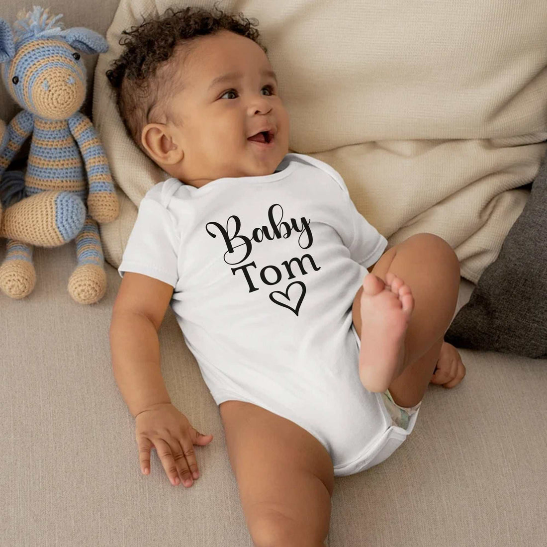 Body de bebé personalizado®, Body de bebé para anuncio de embarazo®, Body de bebé con nombre®, Camiseta personalizada para bebé niña