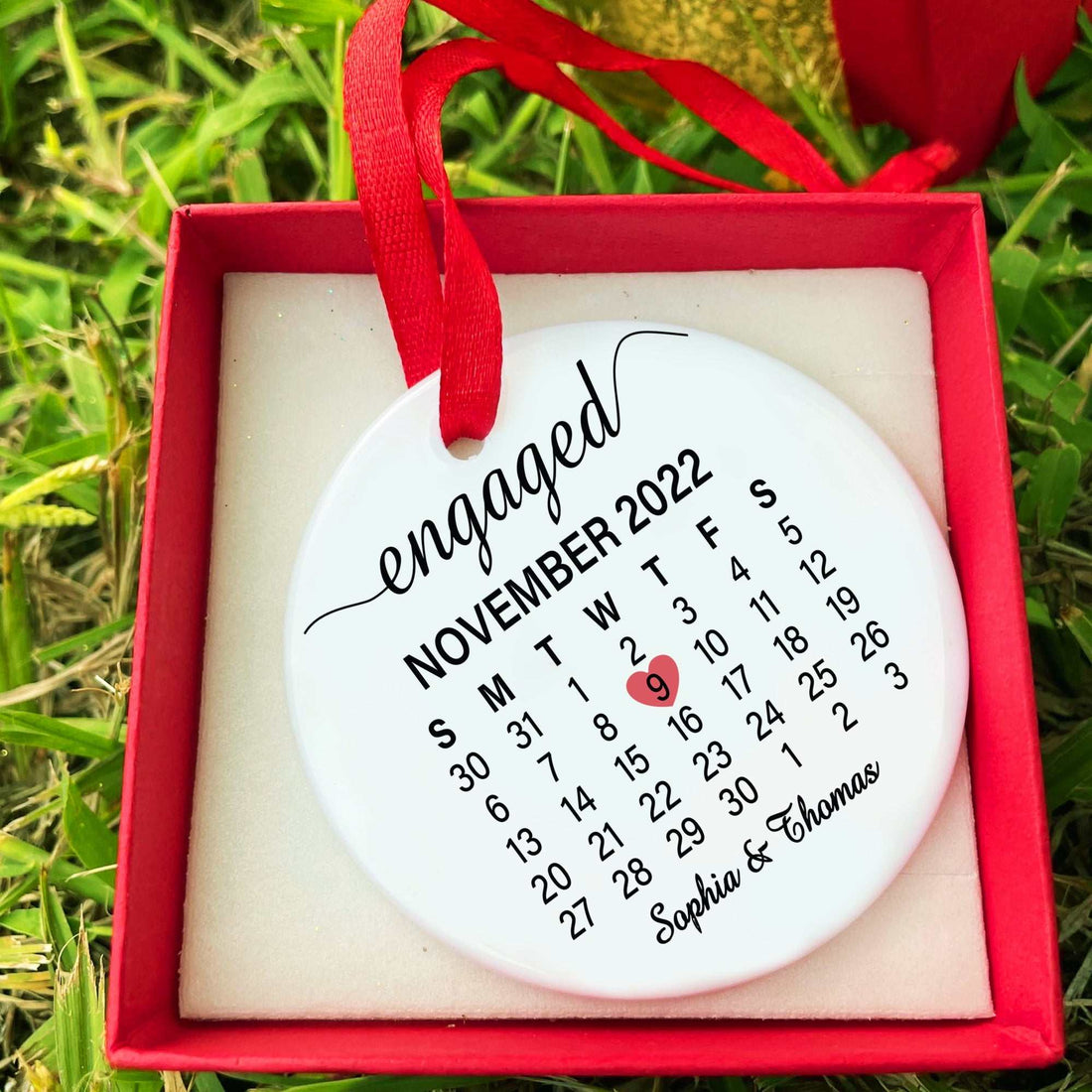 Adorno personalizado de compromiso, Adorno de compromiso, Adorno de cerámica, Adorno de anuncio de compromiso, Regalos personalizados