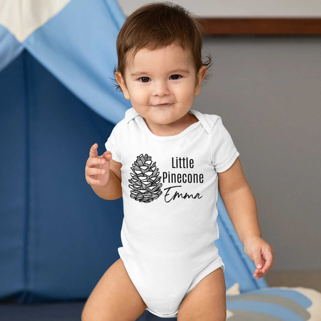 Body de bebé Little Pinecone personalizado, Body de bebé para anunciar el embarazo, Body de bebé con nombre, Camiseta personalizada para bebé niña