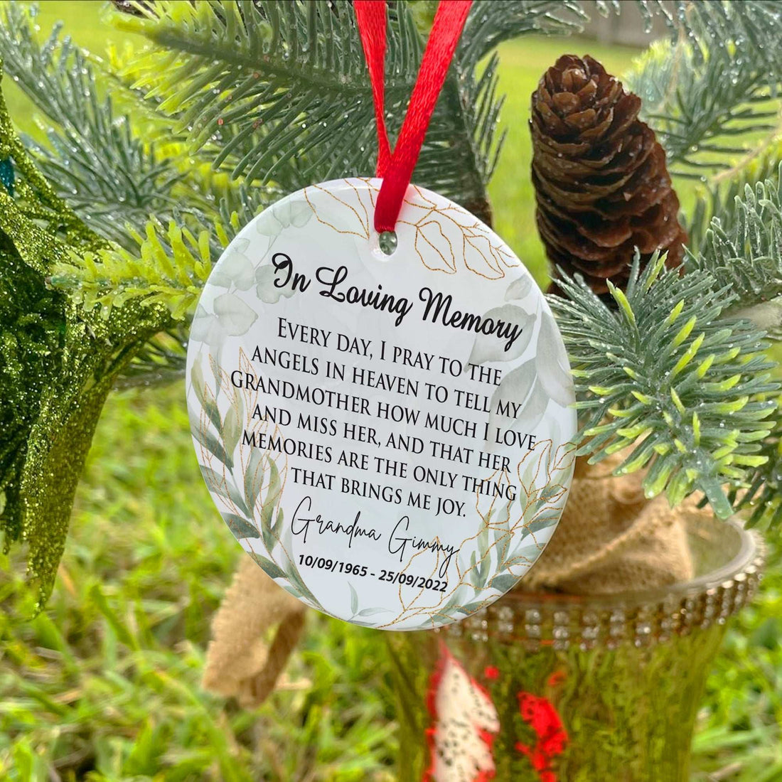 Adorno de Navidad conmemorativo personalizado - Adorno de Navidad personalizado In Loving Memory - Adorno de cerámica