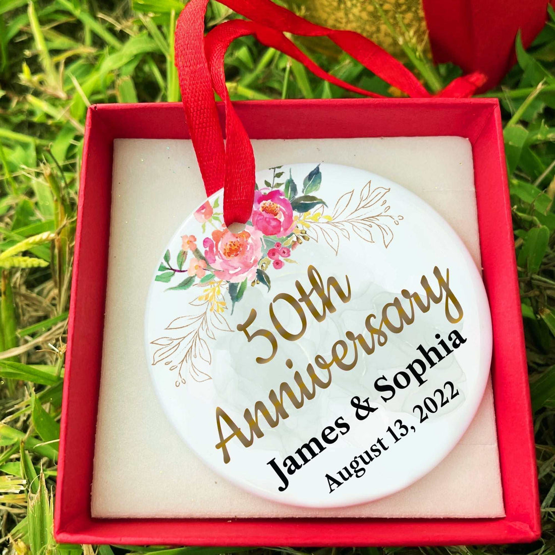 Regalos de aniversario personalizados, adornos de 50 aniversario, adorno de aniversario personalizado, celebración de hitos, recuerdos memorables, adornos de cerámica