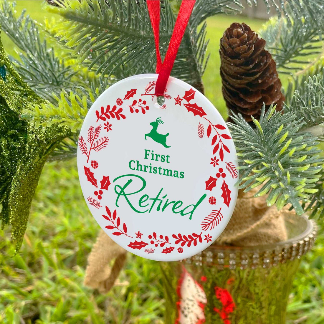 Adorno de Navidad de jubilación, primer año jubilado, Los adornos de Navidad, Adornos de Navidad de cerámica personalizados